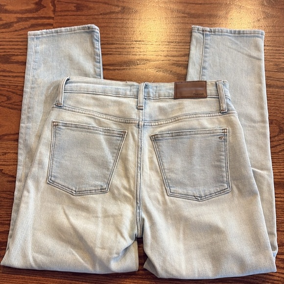 Madewell mid rise classic straight Light Wash Denim Jeans distressed size 25 - Picture 9 of 16